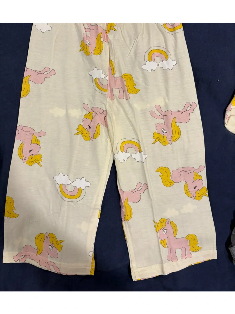 Kids Unicorn Lightweight Pajamas - Korean Style 2 piece pjs, size 9/10